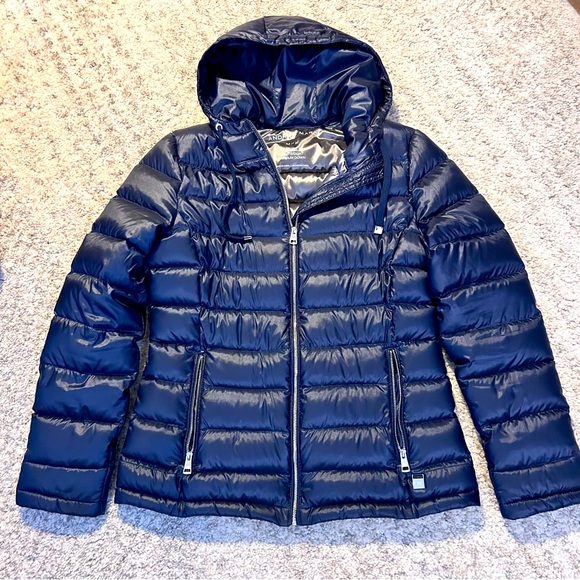Andrew Marc packable lightweight down jacket size M - Picture 1 of 4